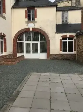 installation porte Le Bourgneuf-la-Forêt-4